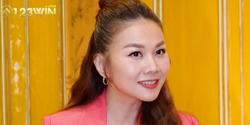 CEO Thanh Hằng Của 0123WIN: Tầm Nhìn và Chiến Lược Đột Phá 4 Những thách thức CEO Thanh Hằng đối mặt tại đơn vị